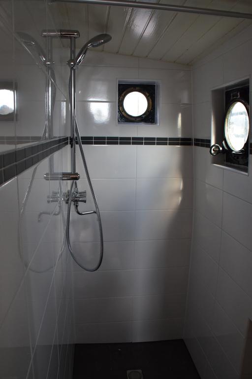 Boat-Apartment Rotterdam Fokkelina Εξωτερικό φωτογραφία